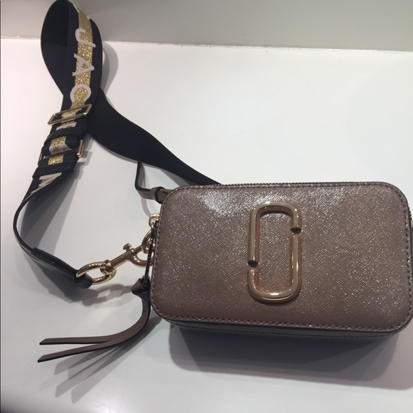 Marc Jacobs Handbags - Marc Jacobs Snap Shot Bag - Gold Brown Black NEW